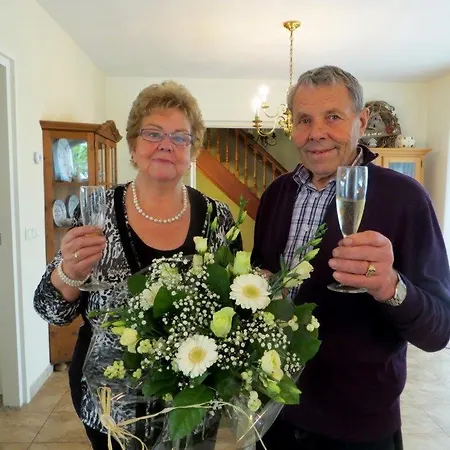 'het Oude Nest' Alojamento de Acomodação e Pequeno-almoço 3*